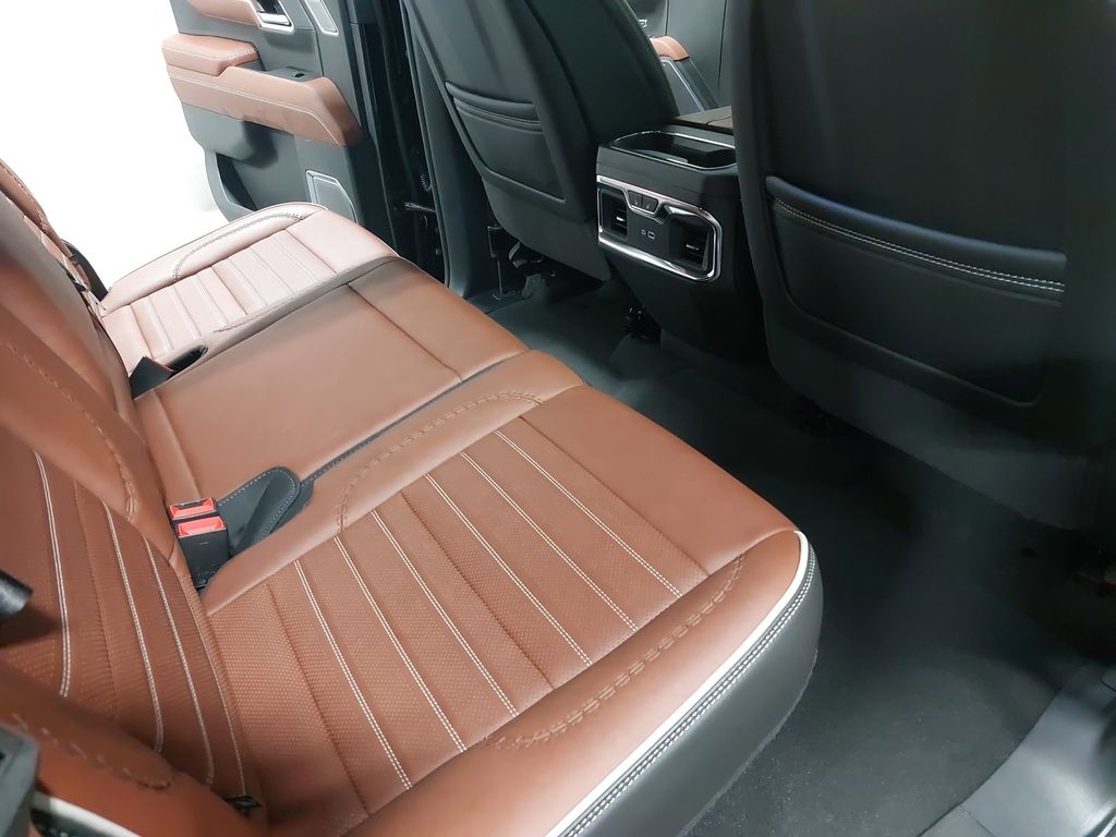 2025 GMC SIERRA - Image 11