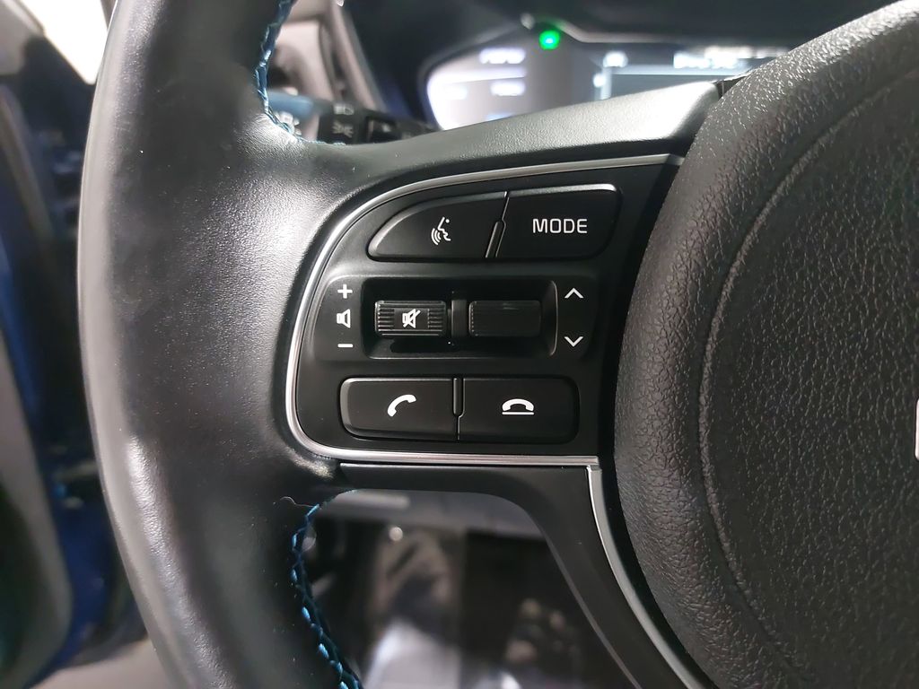 2022 KIA NIRO - Image 16