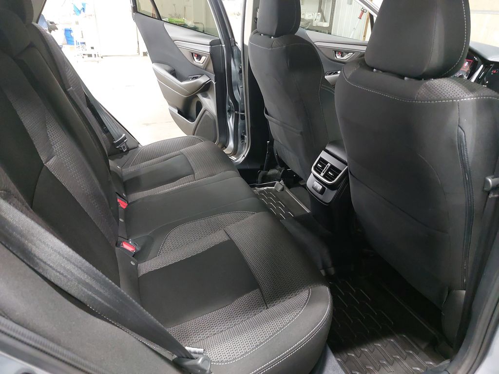 2022 SUBARU OUTBACK - Image 11