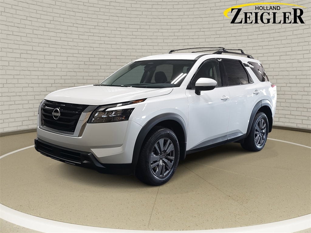 New 2025 Nissan Pathfinder SV SUV