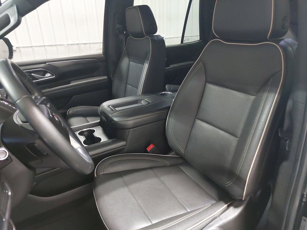 2023 GMC YUKON - Image 17