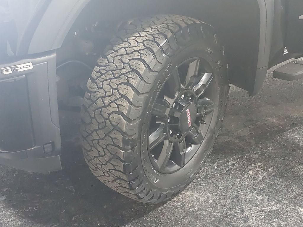 2024 GMC SIERRA HD - Image 35