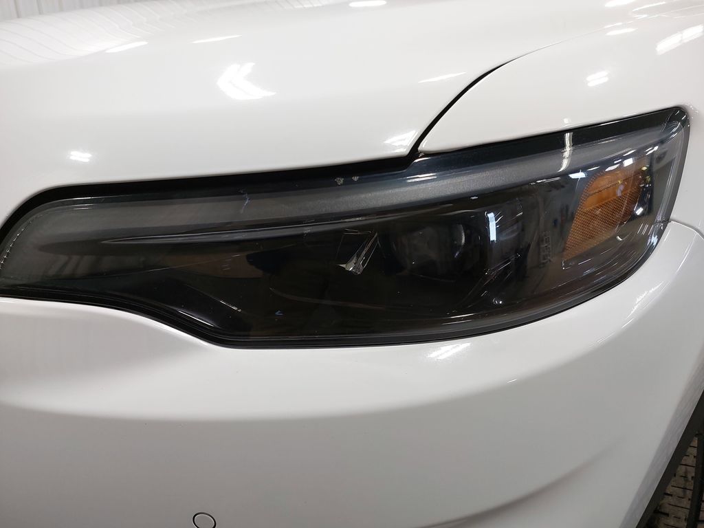 2021 JEEP CHEROKEE - Image 30