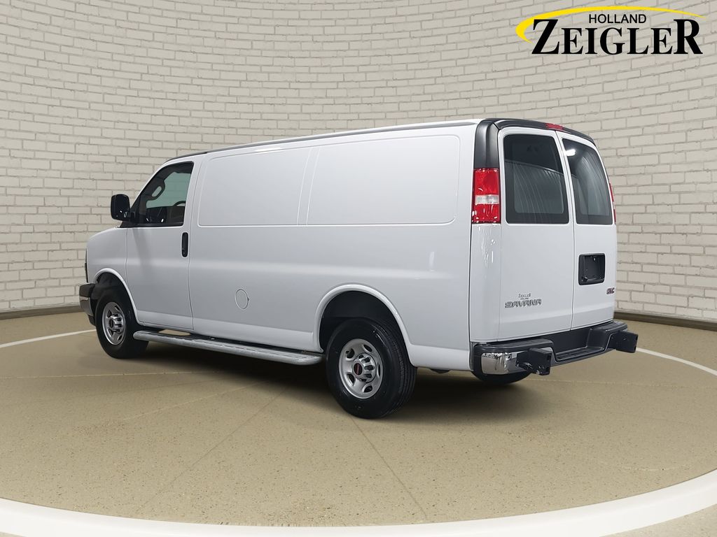 2024 GMC SAVANA - Image 7