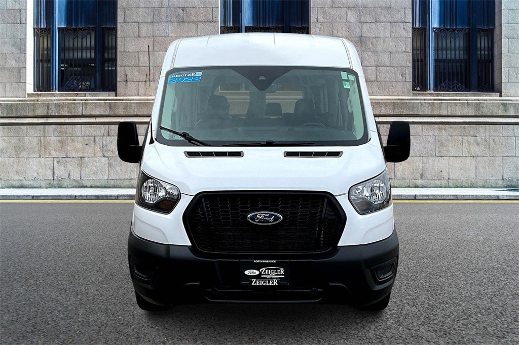 2022 Ford Transit Passenger XL photo 2