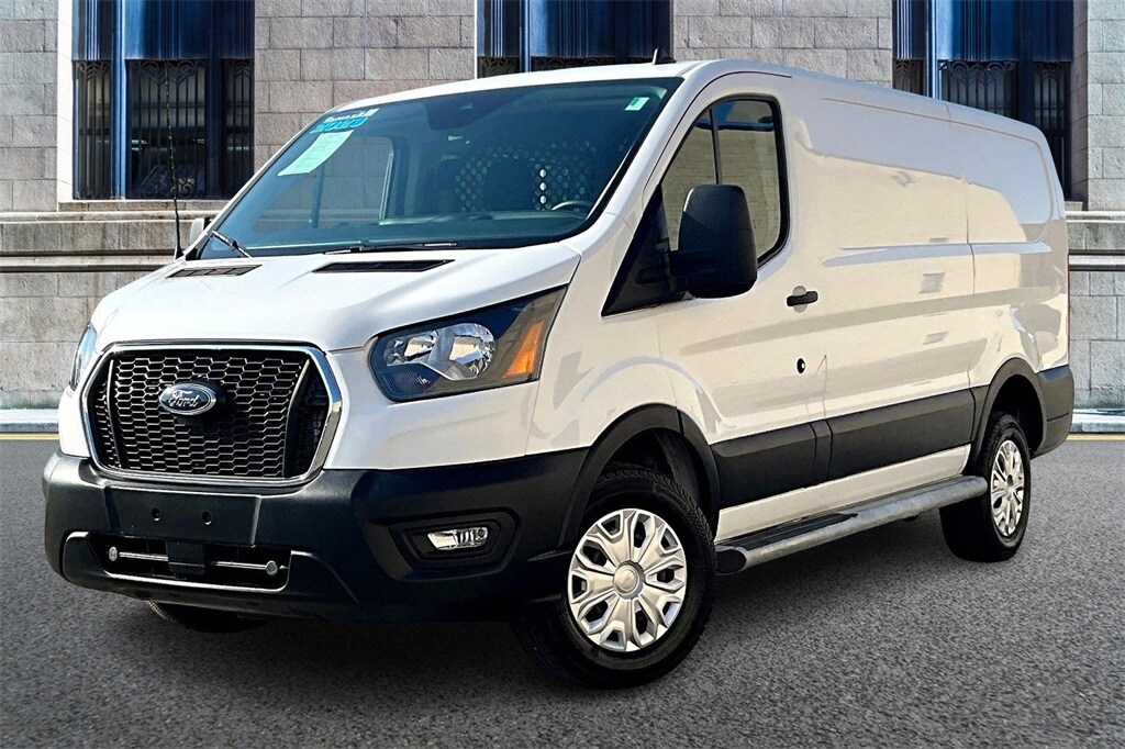 2023 Ford Transit Cargo Van photo 2