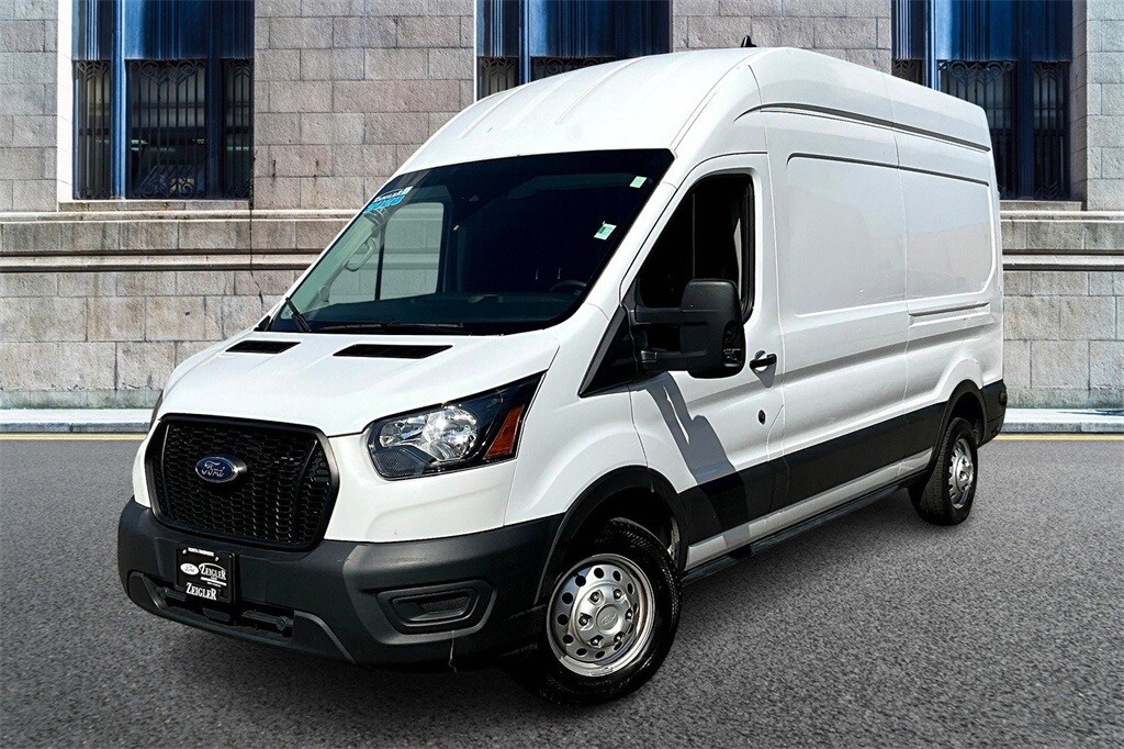 2023 Ford Transit Van Cargo photo 2