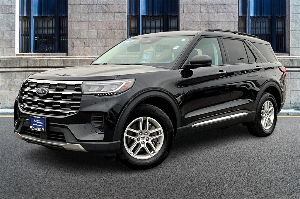 Certified 2025 Ford Explorer Active with VIN 1FMUK8DH9SGA01308 for sale in Riverside, IL