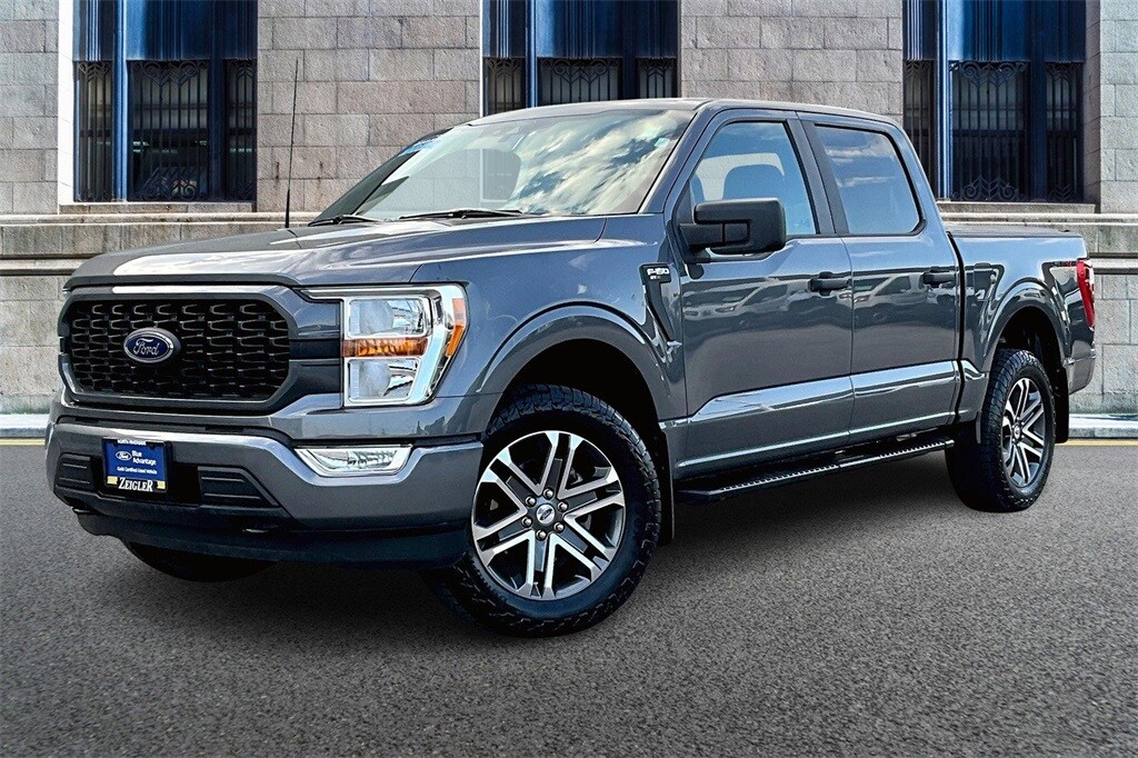 2022 Ford F-150 XL photo 2