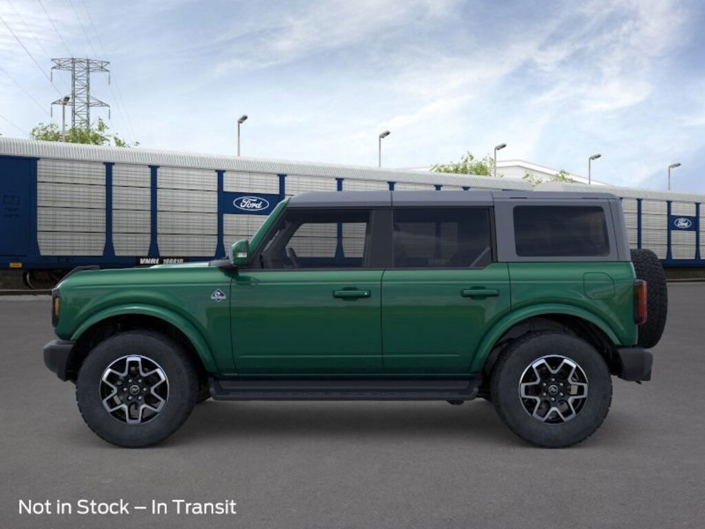 New 2025 Ford Bronco Outer Banks SUV
