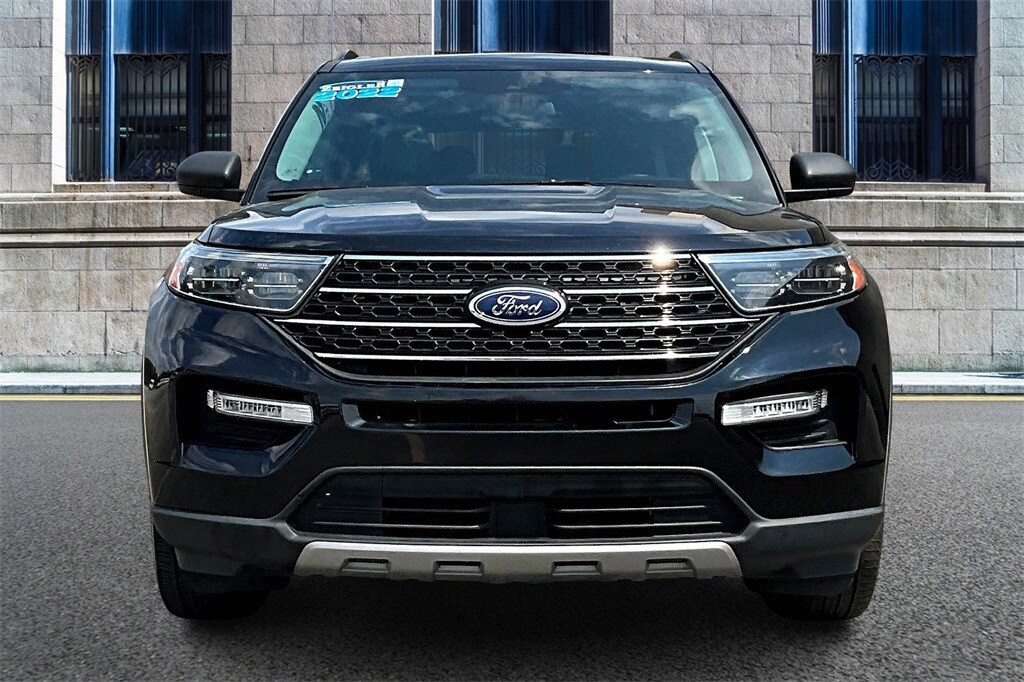 2022 Ford Explorer XLT photo 3
