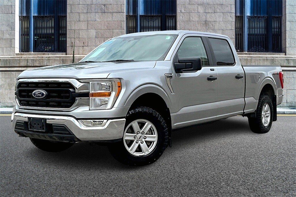 2022 Ford F-150 XLT photo 2
