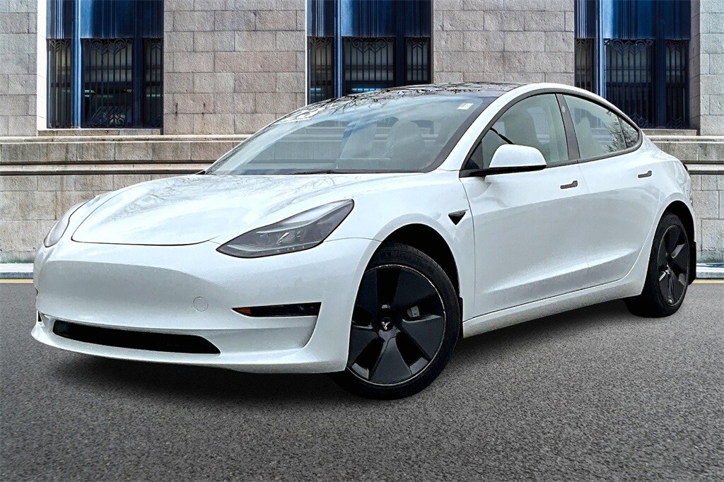 Used 2023 Tesla Model 3  with VIN 5YJ3E1EA3PF564534 for sale in Berwyn, IL