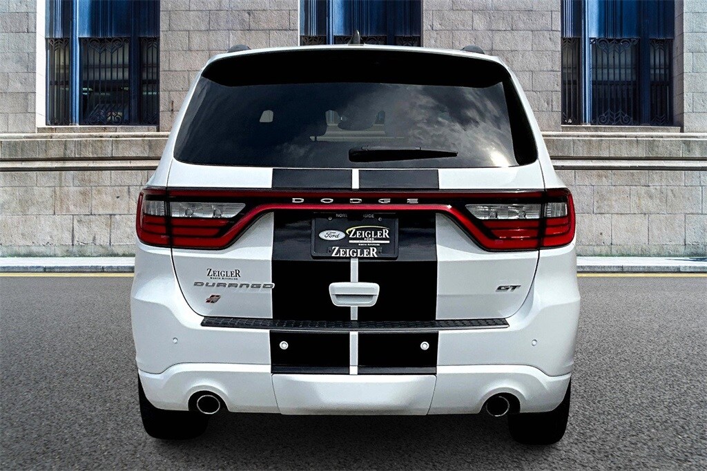 2023 Dodge Durango GT Premium photo 4