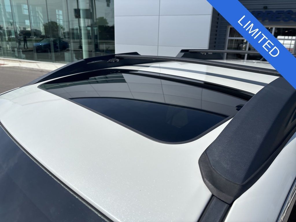 Used 2017 Subaru Outback 2.5i SUV