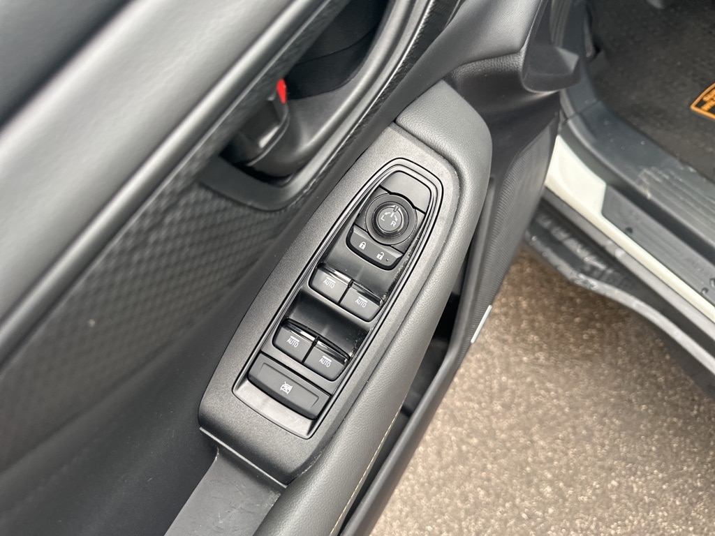 2025 SUBARU OUTBACK - Image 10