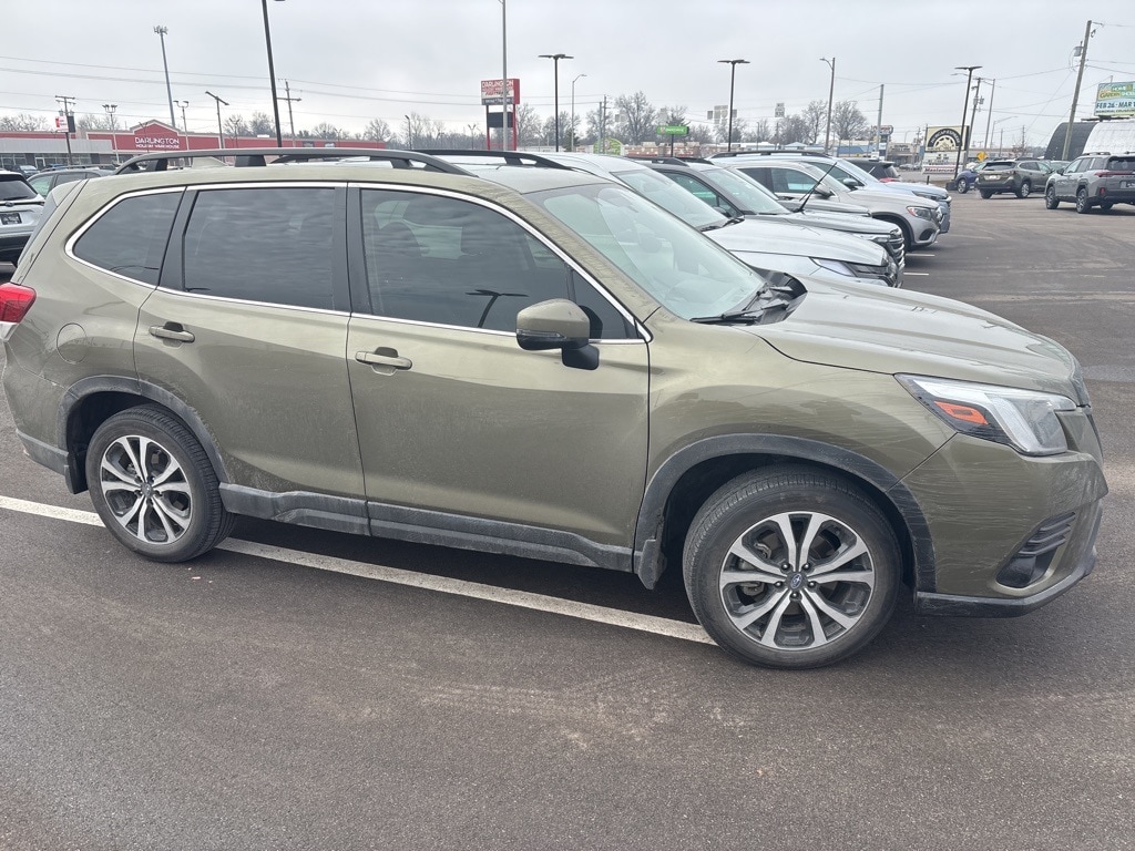 2023 SUBARU FORESTER - Image 4