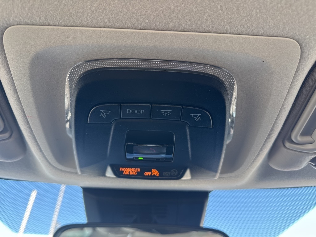 2024 TOYOTA COROLLA - Image 19