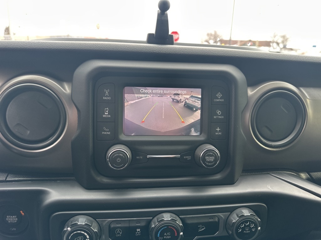 2020 JEEP WRANGLER - Image 16