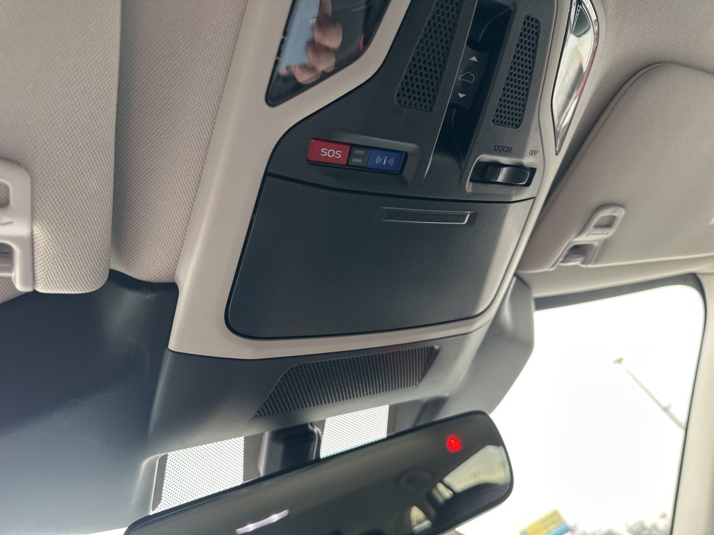 2025 SUBARU OUTBACK - Image 21