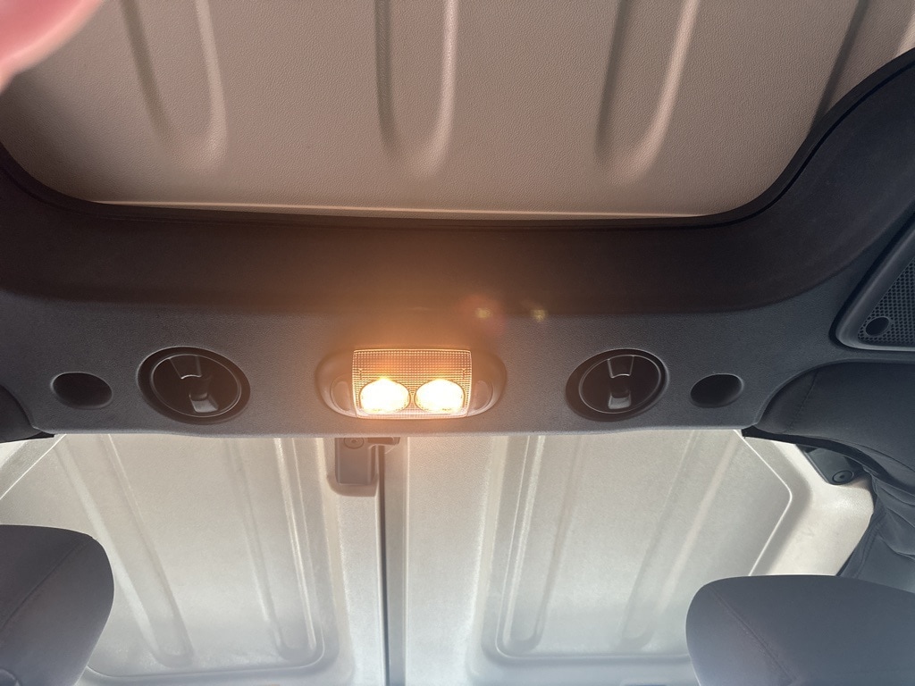 2016 JEEP WRANGLER - Image 25