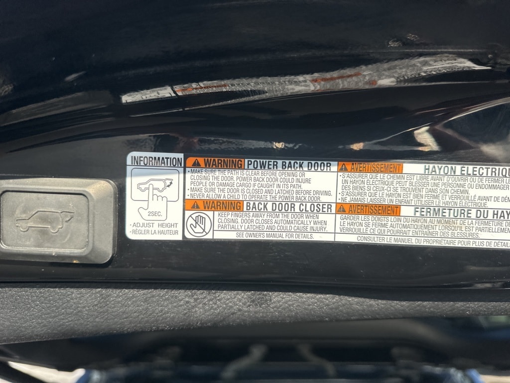 2018 TOYOTA RAV4 - Image 24