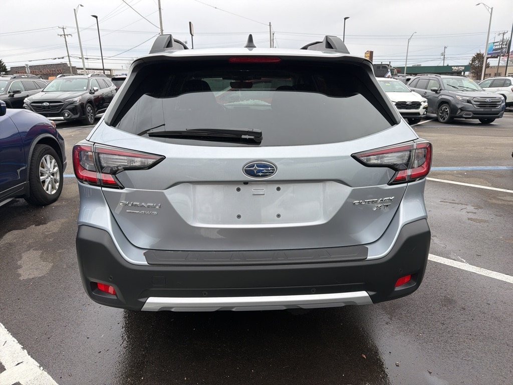 2025 SUBARU OUTBACK - Image 4