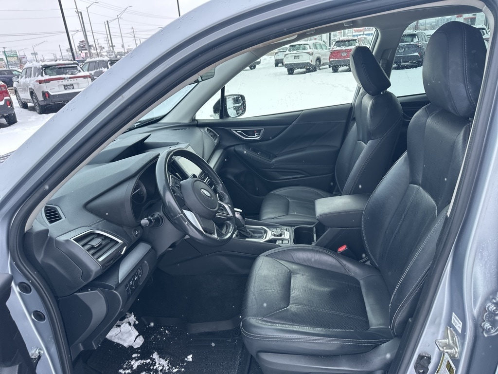 2020 SUBARU FORESTER - Image 9