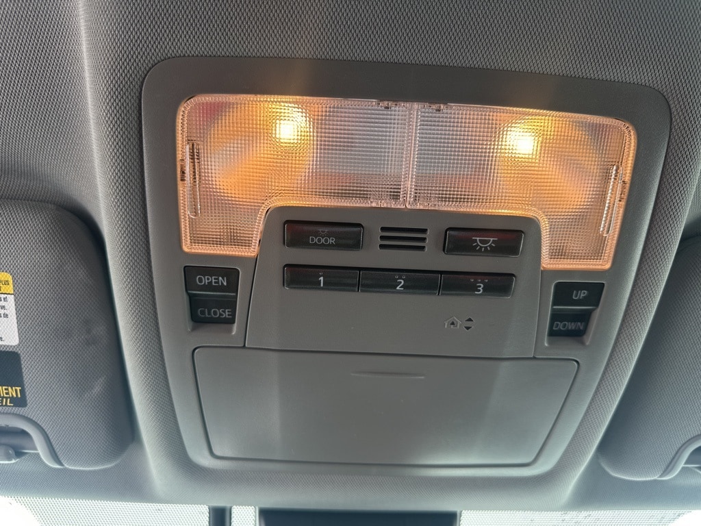 2018 TOYOTA HIGHLANDER - Image 21