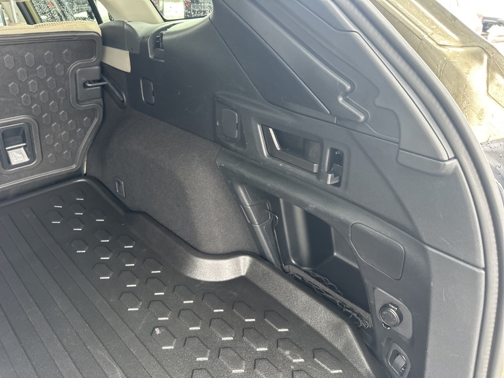2022 SUBARU OUTBACK - Image 28