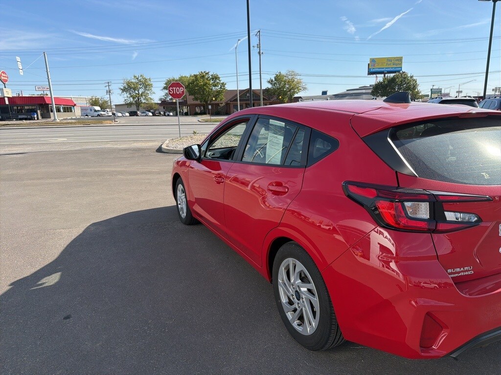 2024 Subaru Impreza Base photo 4