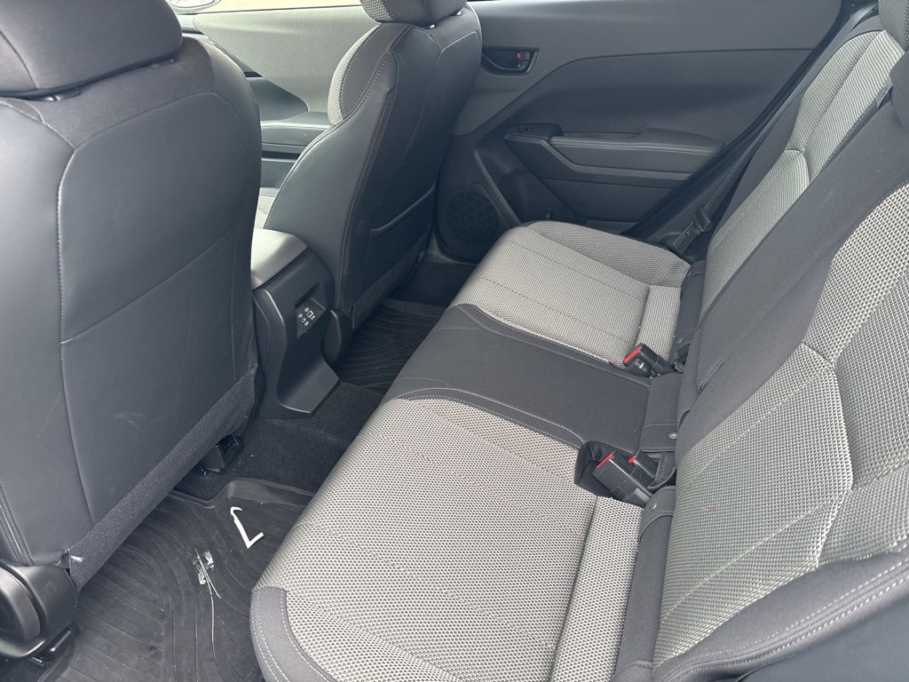 2024 SUBARU CROSSTREK - Image 8
