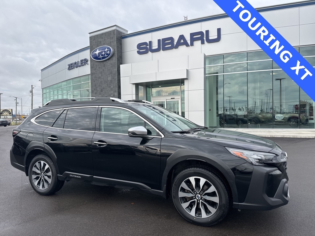 2023 Subaru Outback Touring's photo