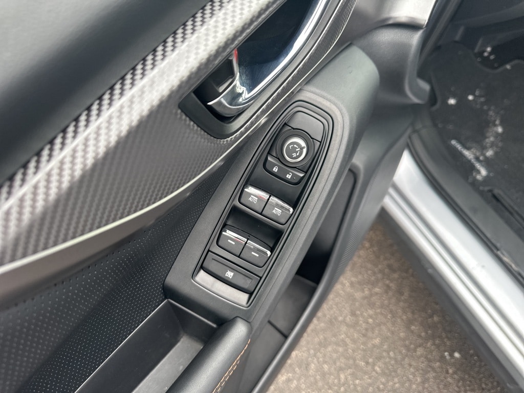 2023 SUBARU CROSSTREK - Image 10