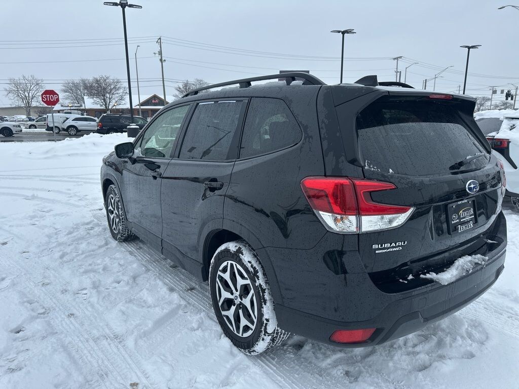 Used 2024 Subaru Forester Premium SUV