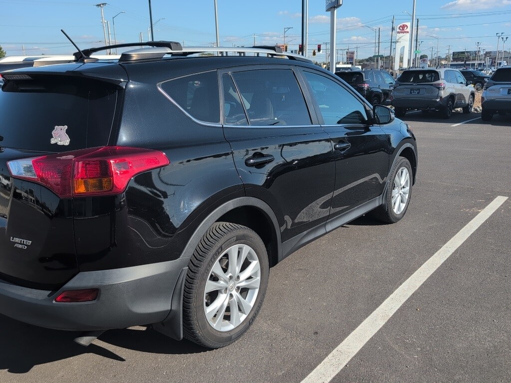 2014 Toyota RAV4 Limited photo 4