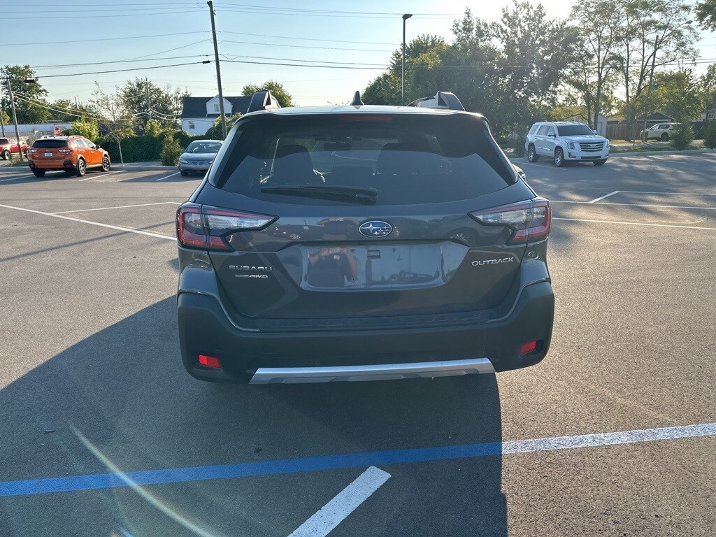 2025 Subaru Outback Limited photo 4