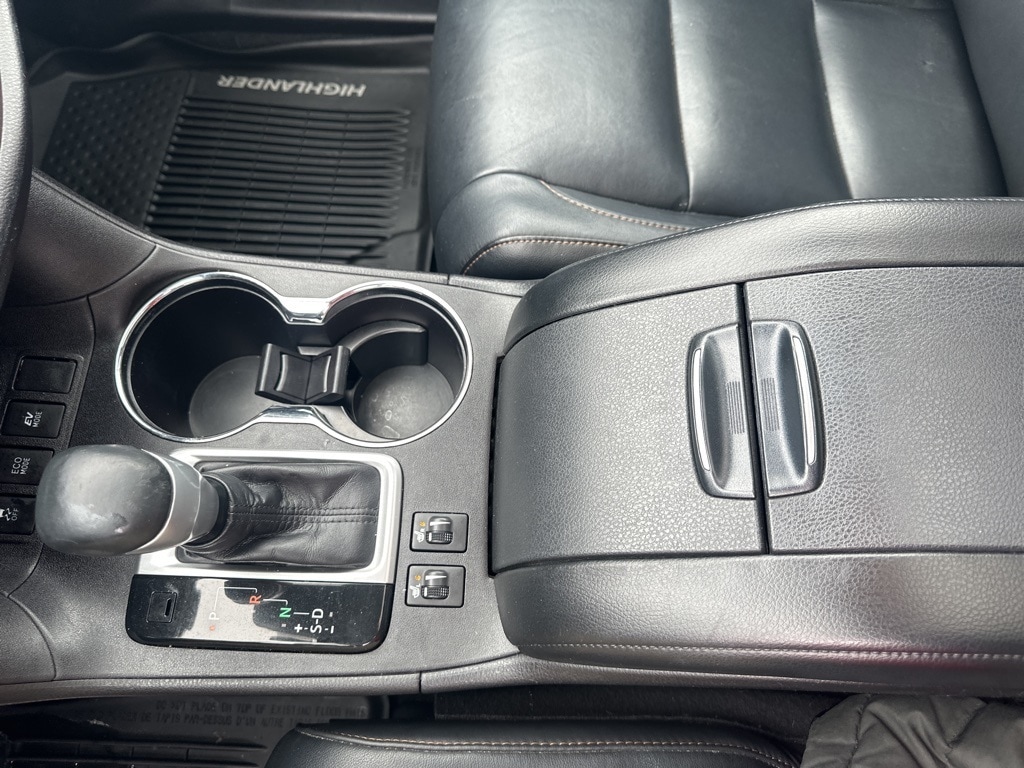 2018 TOYOTA HIGHLANDER - Image 18