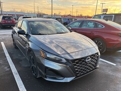 Used 2025 Nissan Altima 2.5 SR Sedan for Sale in Ft Wayne