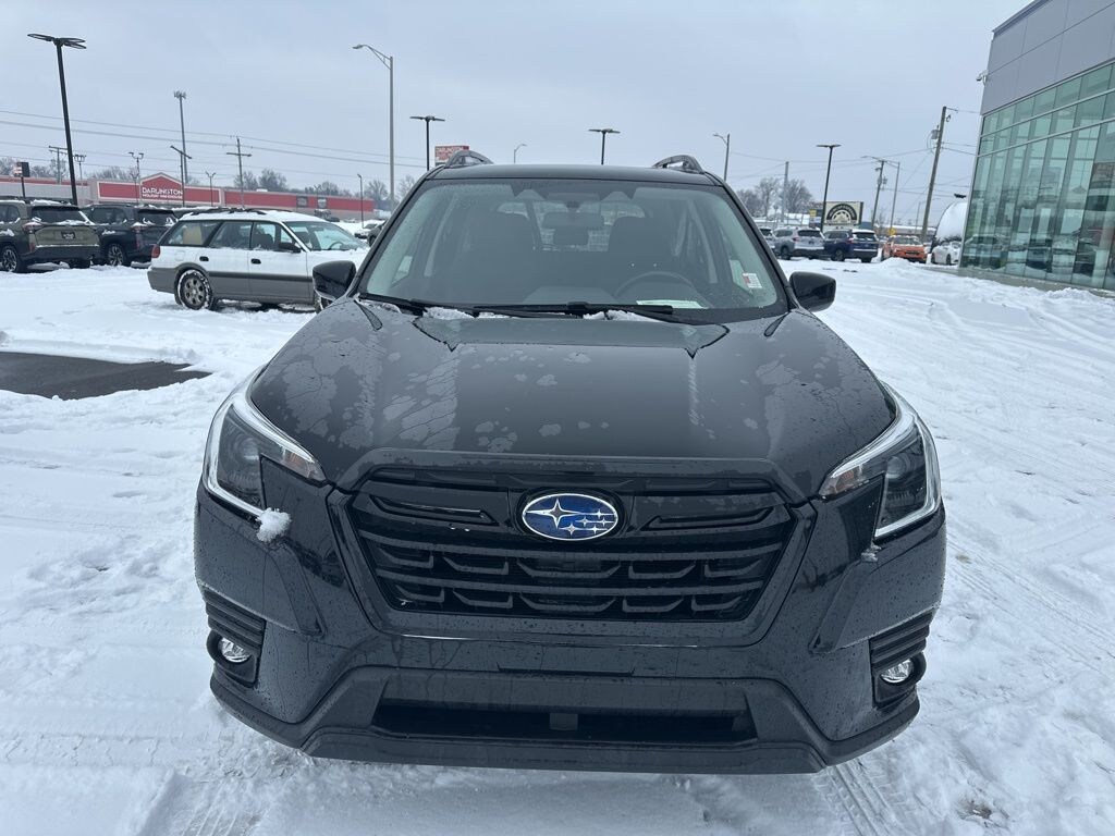 Used 2024 Subaru Forester Premium SUV