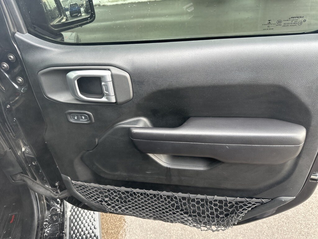 2020 JEEP WRANGLER - Image 8