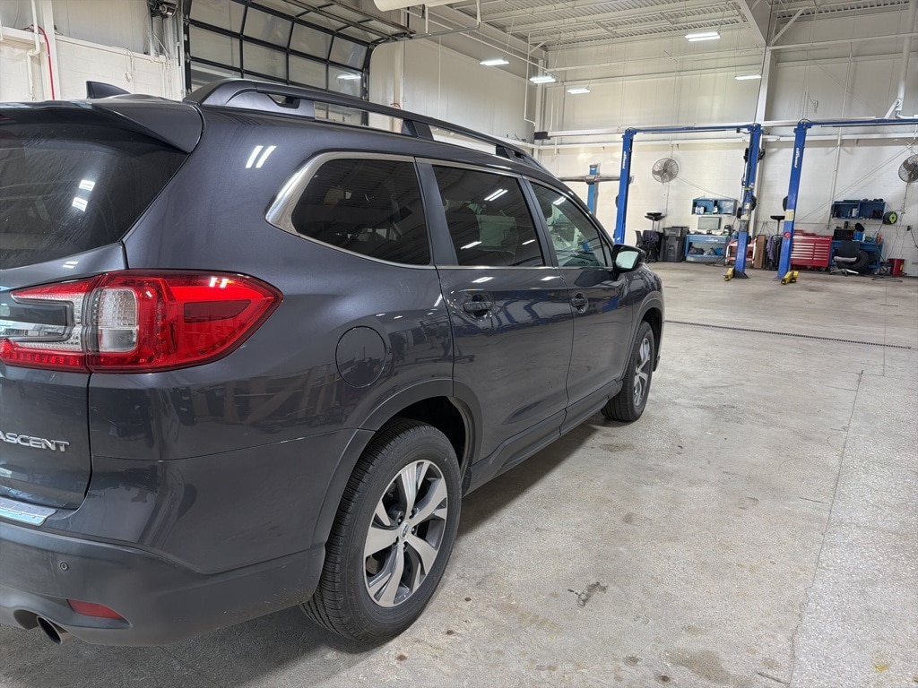 Used 2025 Subaru Ascent Premium SUV