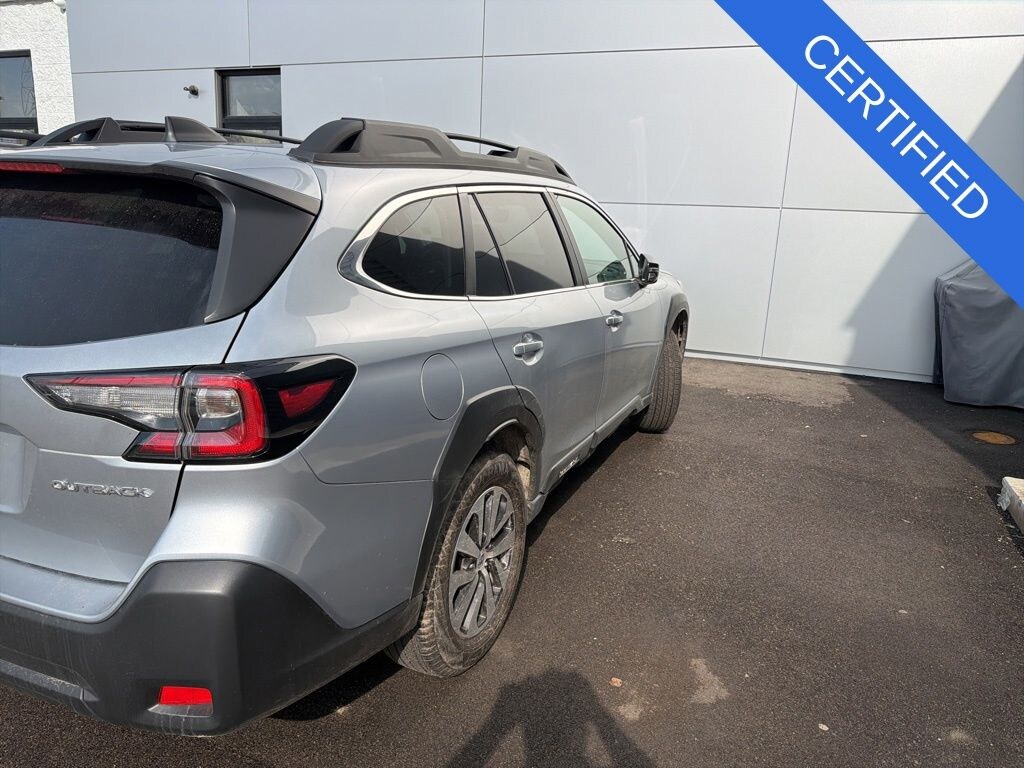 Used 2025 Subaru Outback Premium SUV