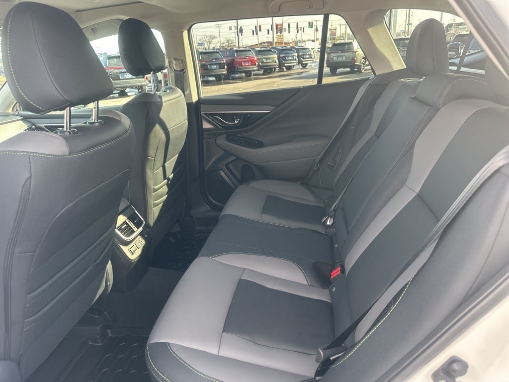 2025 SUBARU OUTBACK - Image 24