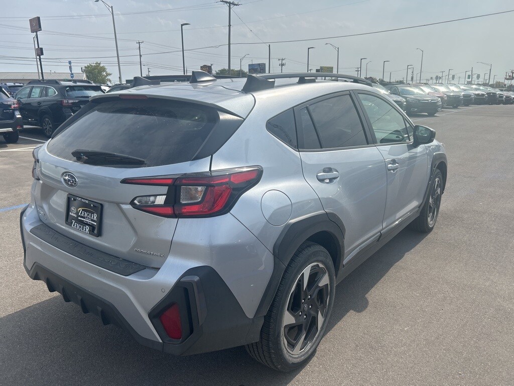 2025 Subaru Crosstrek Limited photo 2