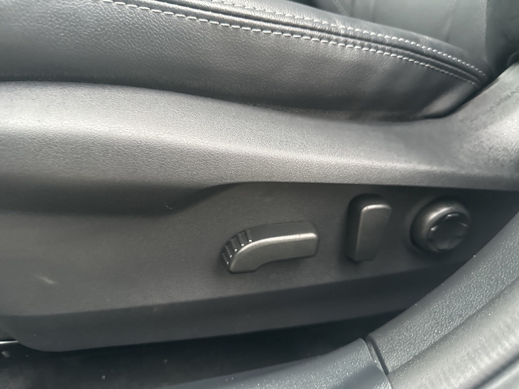 2023 SUBARU OUTBACK - Image 12