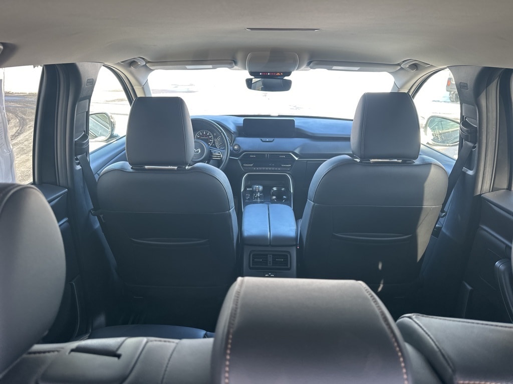 2025 MAZDA CX-90 - Image 30