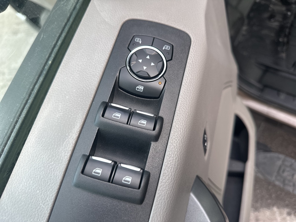 2017 FORD F-150 - Image 10