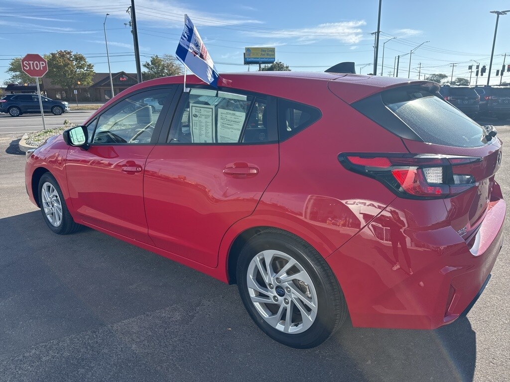 2024 Subaru Impreza Base photo 4
