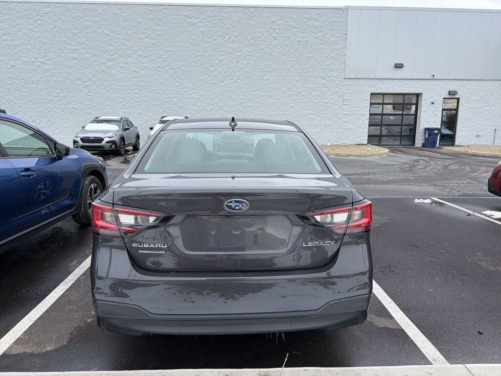 2024 Subaru Legacy Premium photo 4